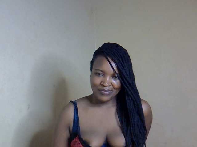 sexyveemani's BongaCams show and profile