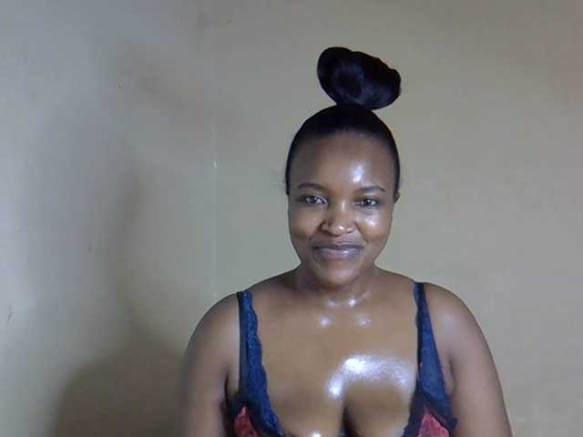 sexyveemani's BongaCams show and profile