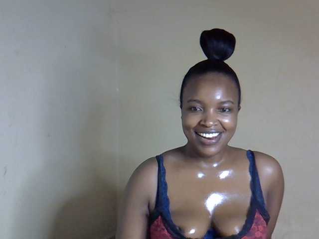 sexyveemani's BongaCams show and profile