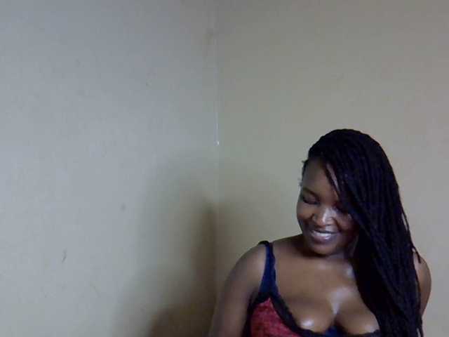 sexyveemani's BongaCams show and profile