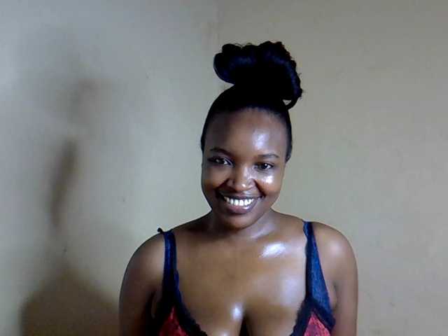 sexyveemani's BongaCams show and profile
