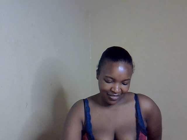 sexyveemani's BongaCams show and profile