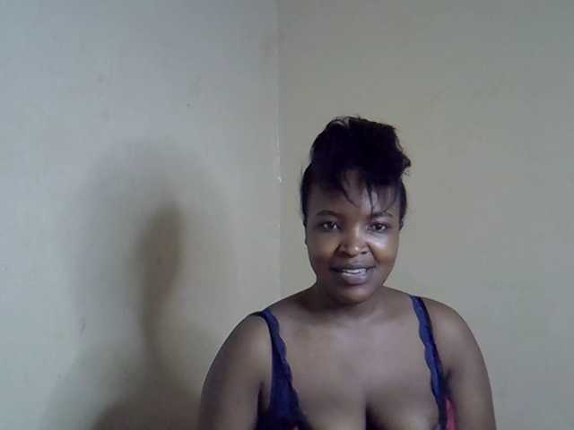 sexyveemani's BongaCams show and profile