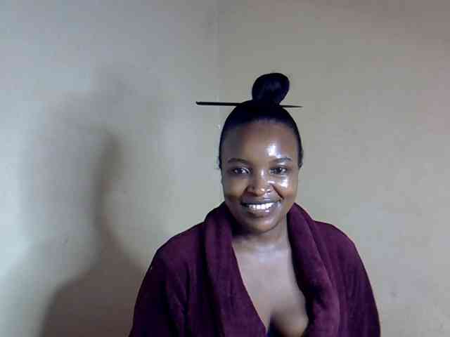 sexyveemani sexyveemani