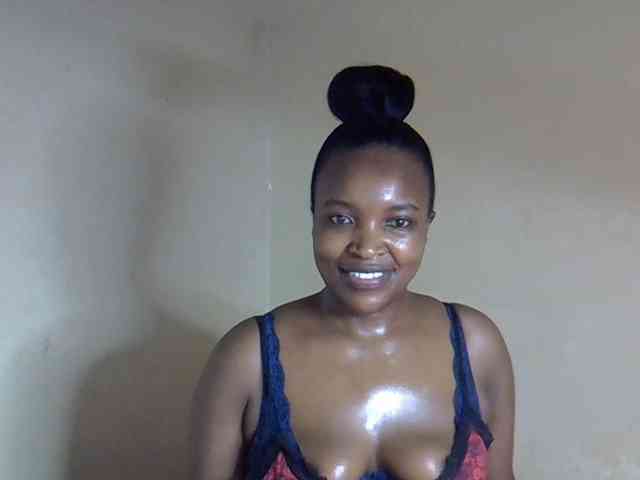 sexyveemani Live Webcam on BongaCams