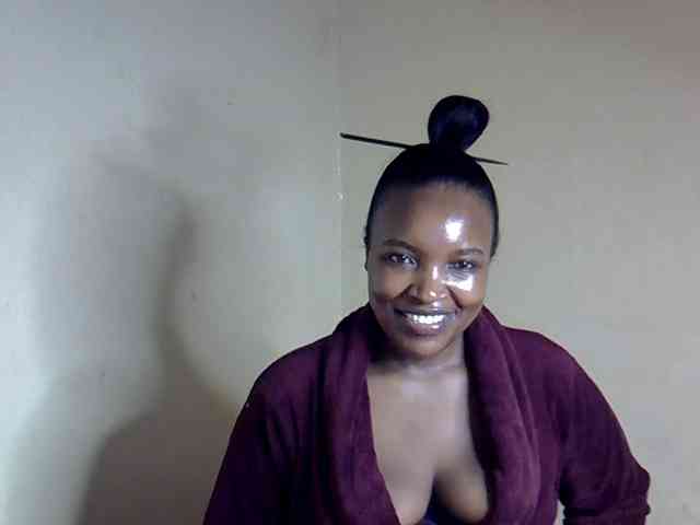 sexyveemani sexyveemani