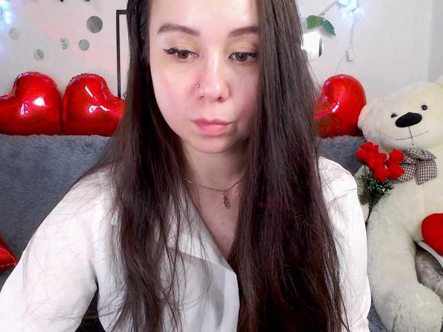 WOWalina's BongaCams show and profile