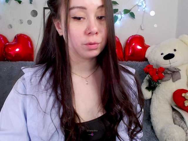 WOWalina's BongaCams show and profile