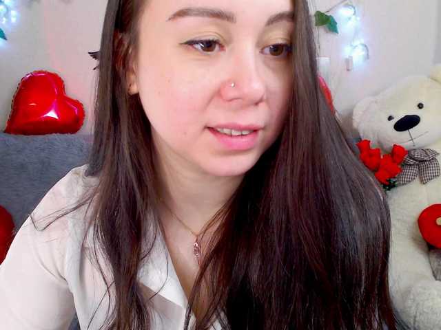 WOWalina's BongaCams show and profile