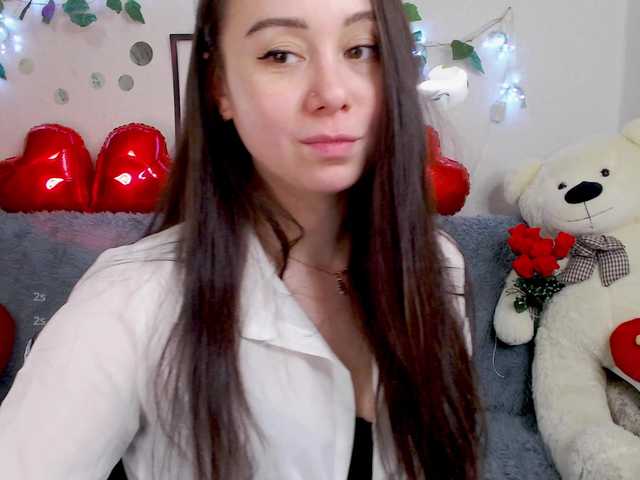 WOWalina's BongaCams show and profile