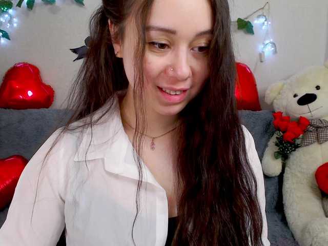 WOWalina's BongaCams show and profile