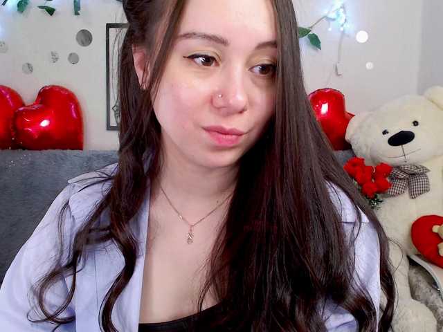 WOWalina's BongaCams show and profile