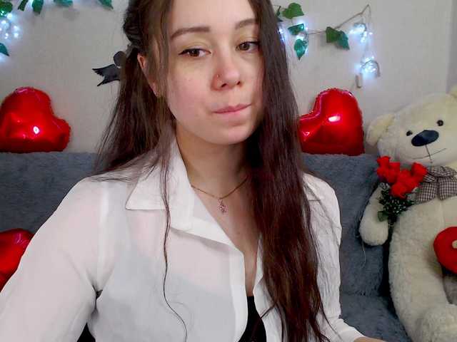 WOWalina's BongaCams show and profile