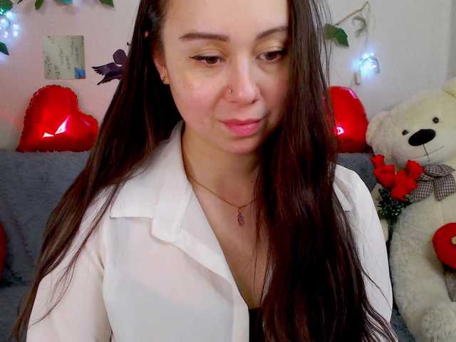 WOWalina's BongaCams show and profile