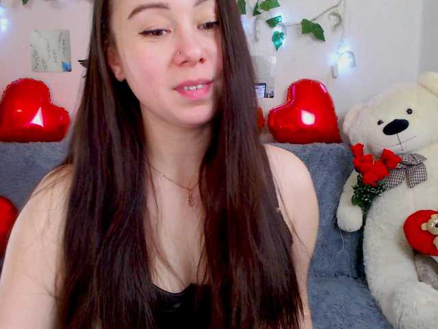 WOWalina's BongaCams show and profile