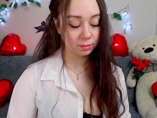 WOWalina's BongaCams show and profile