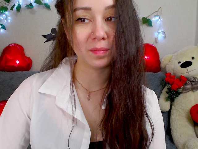 WOWalina's BongaCams show and profile