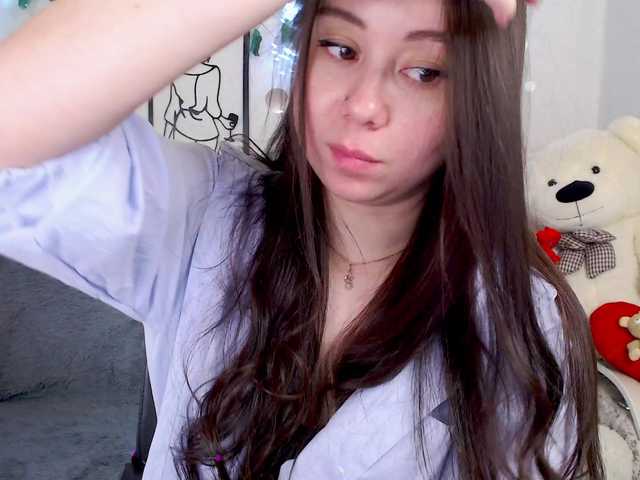 WOWalina's BongaCams show and profile