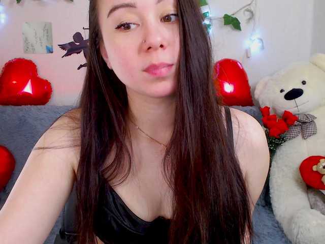 WOWalina's BongaCams show and profile