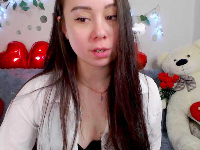 WOWalina's BongaCams show and profile