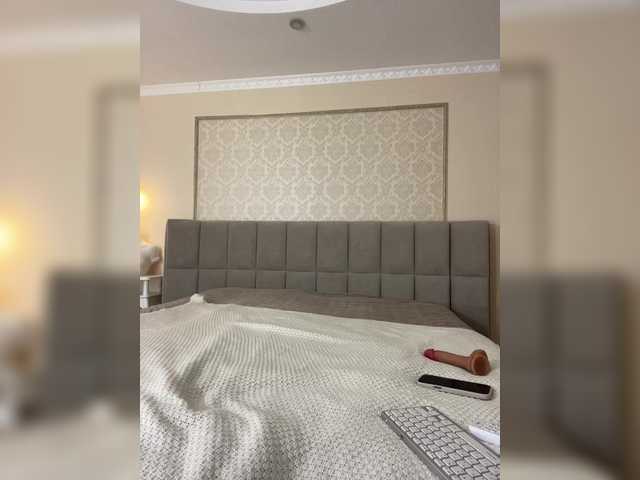 go to chat with VICTORIA_