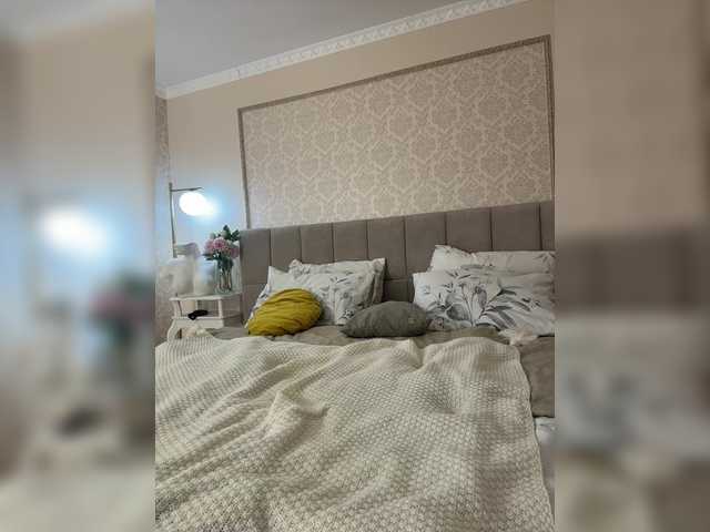 Vikusha's BongaCams show and profile