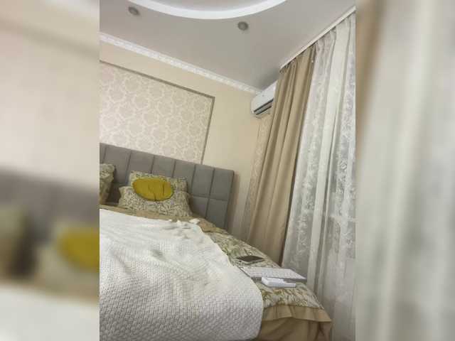 go to chat with VICTORIA_