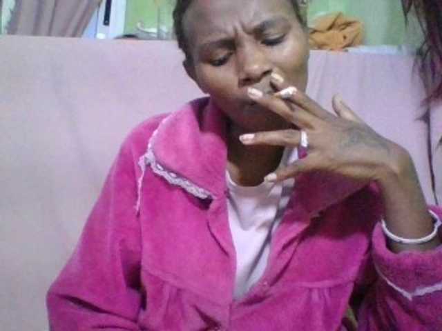 Mayah21a webcam bongacams model stream image