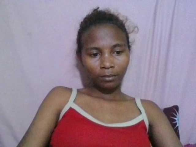 Mayah21a webcam bongacams model stream image