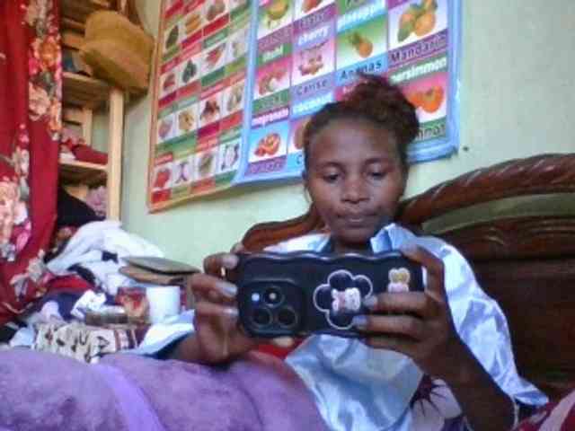 Mayah21a webcam