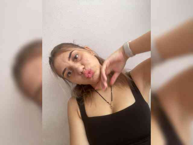 Aleksandra1223 webcam