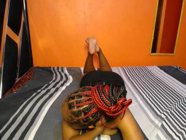 BoonieAndClyde from BongaCams