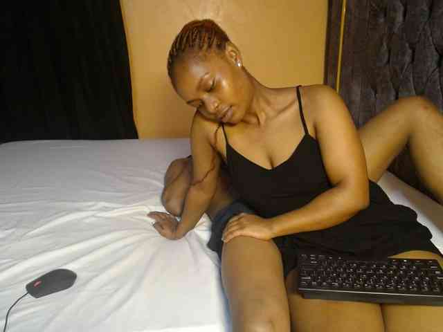 BoonieAndClyde webcam