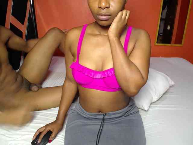 BoonieAndClyde webcam