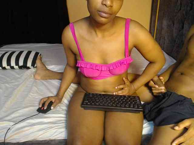 BoonieAndClyde webcam