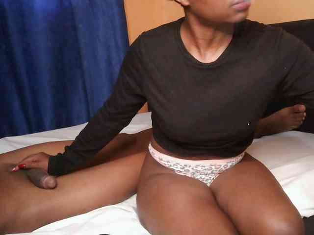 BoonieAndClyde webcam