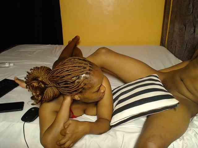 BoonieAndClyde webcam