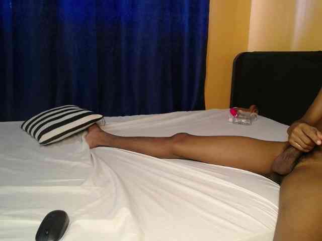 BoonieAndClyde webcam