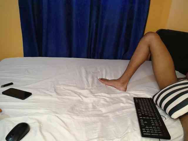 BoonieAndClyde webcam