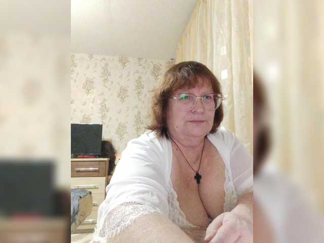 TUTSI6 – webcam model profile photo