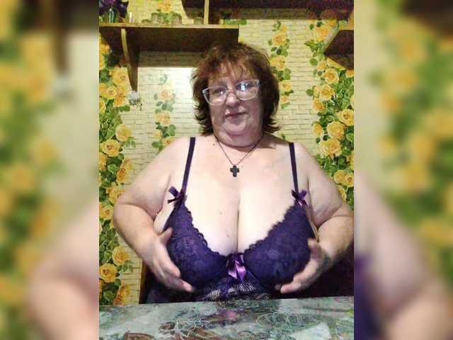 TUTSI6 – webcam model profile photo