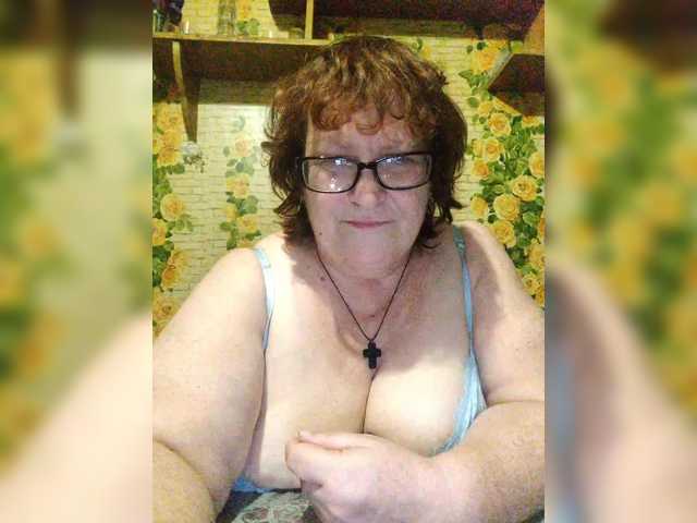 TUTSI6 – webcam model profile photo