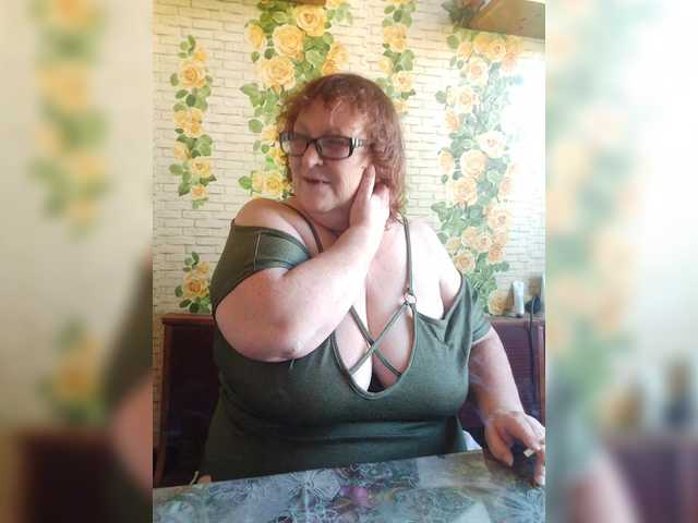 TUTSI6 – webcam model profile photo