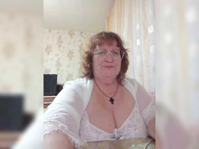 TUTSI6's BongaCams show and profile