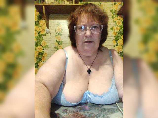 TUTSI6 – webcam model profile photo