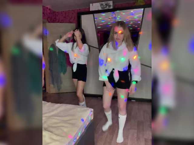 go to chat with Queen-of-squirt