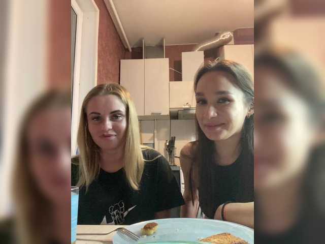 Cat-meowa's BongaCams profile