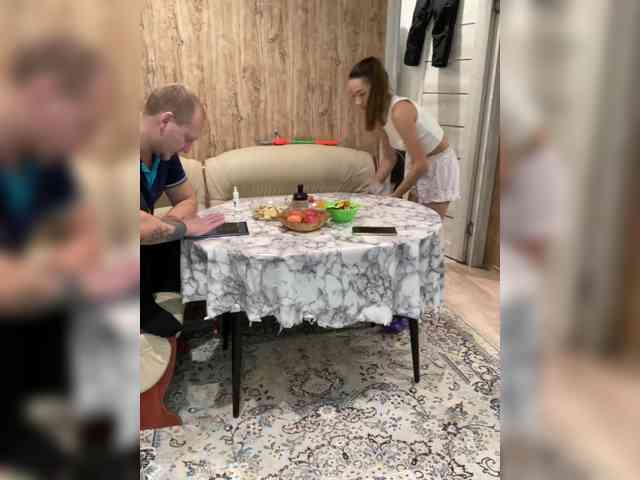 Queen-of-squirt webcam