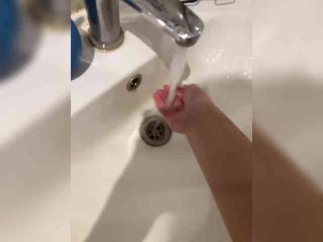 Queen-of-squirt webcam