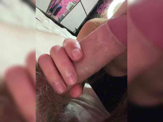 Cat-meowa Live Webcam on BongaCams